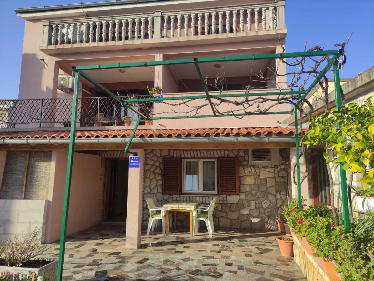 Apartament Budimir *